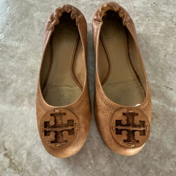 TORY BURCH Tan Ballet Flats - Picture 1 of 5